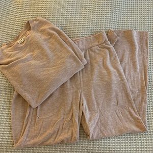 Lou & Grey lounge set